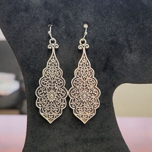 Vintagesl Style Silver Carved Dangle Earrings